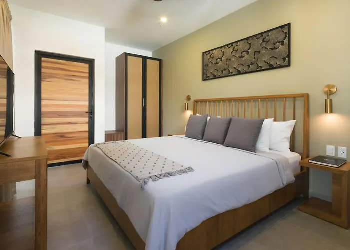 Bo Jungle - Steps To - Surf Pool 1 Apartment