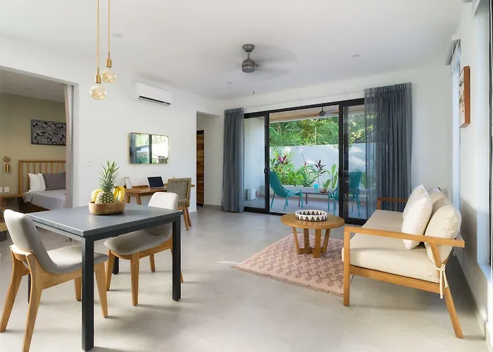 Bo Jungle - Steps To - Surf Pool 1 Apartamento
